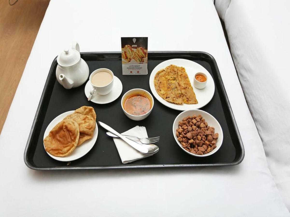 Oyo 29634 Hotel Navalai Pride Ratnāgiri Zewnętrze zdjęcie
